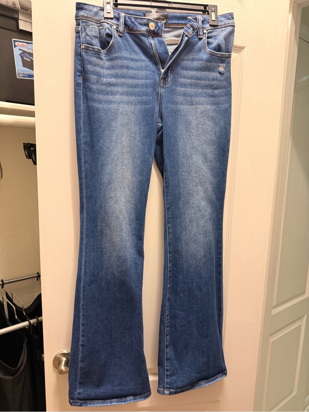 Women's Blue Flared Jeans - Classic Stretch Denim